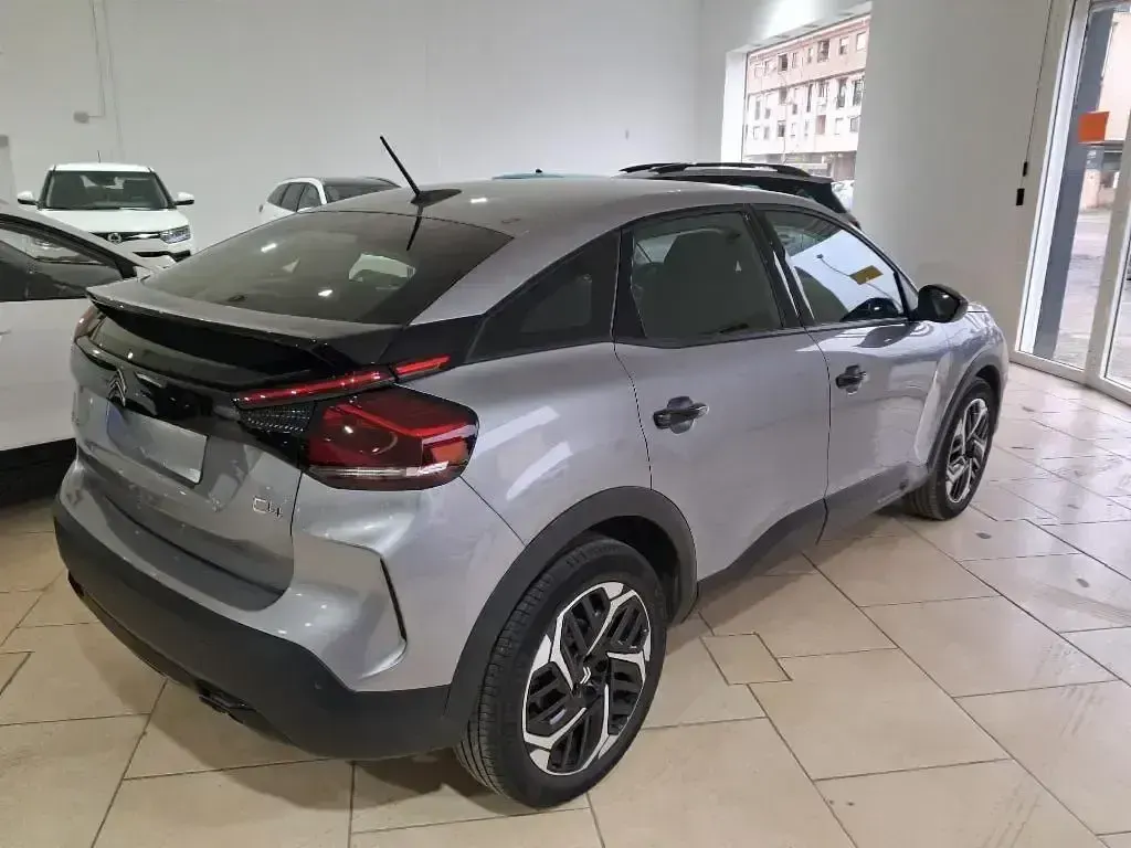 Usado Citroën C4 PureTech 131 CV (96 kW) 2024 Gris SUV