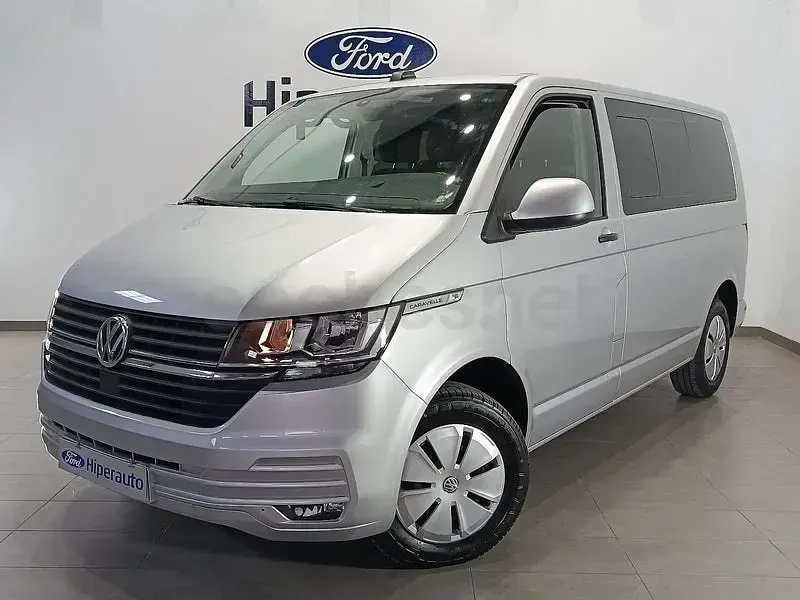Usado VW Caravelle 150 CV (110 kW) 2023 Gris / plata Van