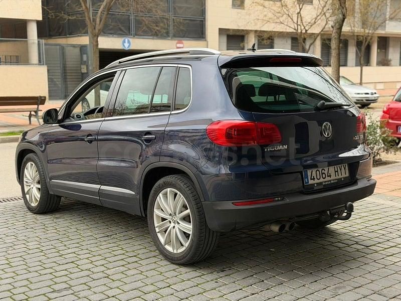 Usado VW Tiguan Business 140 CV (102 kW) 2014 Azul SUV