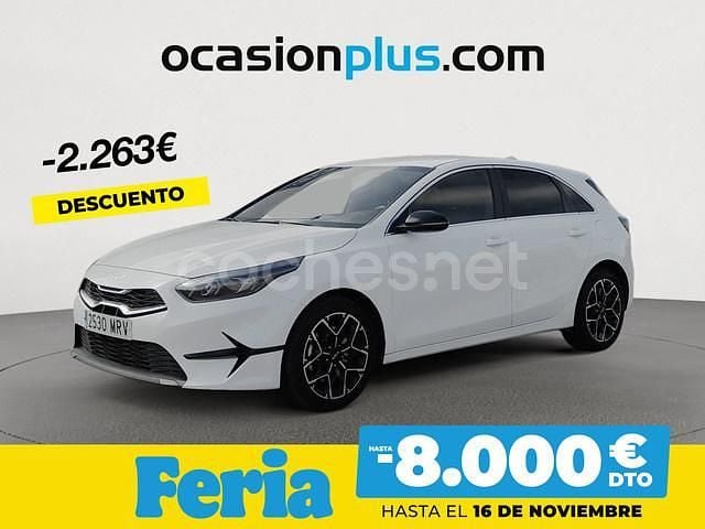 Blanco Usado 2024 Kia Ceed Style Berlina | 24.900 € (Precio justo) - Imagen 1/4