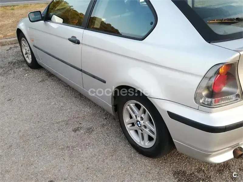 Usado BMW 316 105 CV (77 kW) 2001 Gris / plata Berlina
