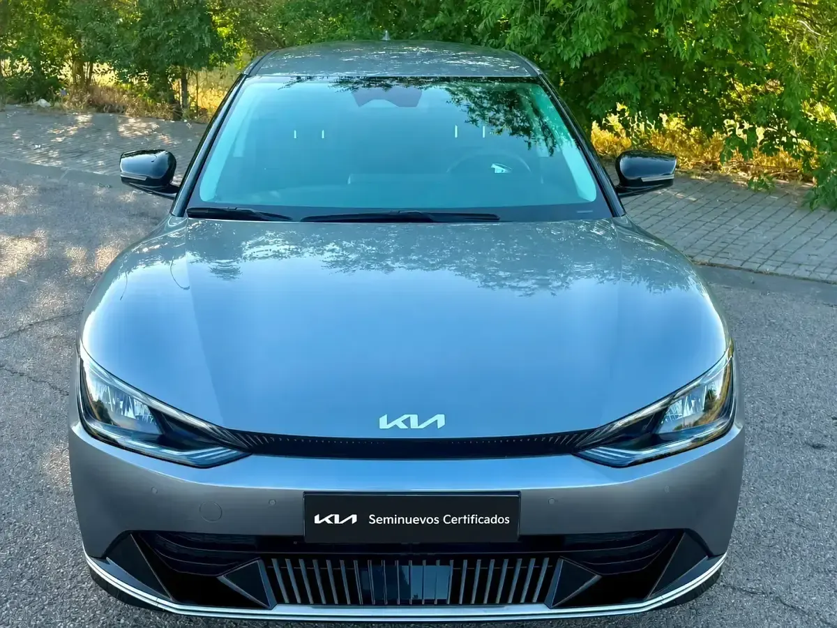 Usado Kia EV6 Air 168 kW (229 CV) 2023 Gris SUV
