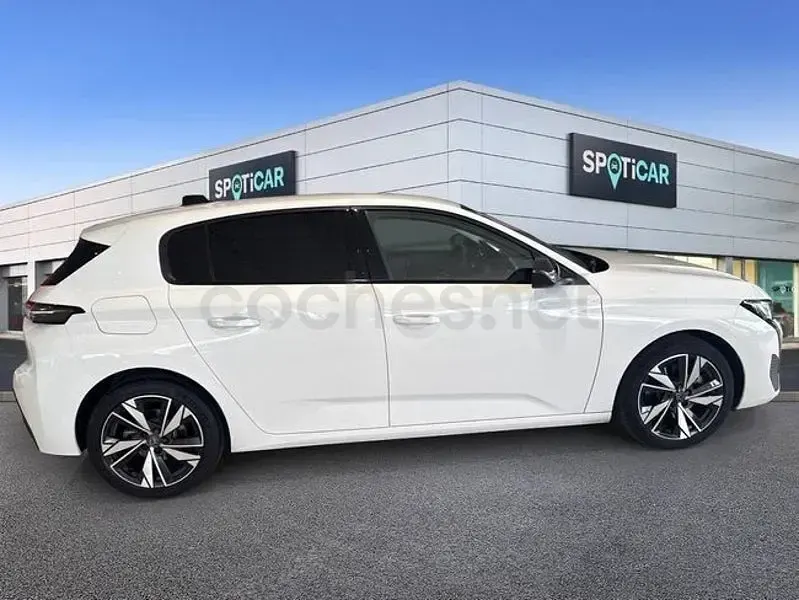 Usado Peugeot 308 Allure 130 CV (95 kW) 2023 Blanco Berlina