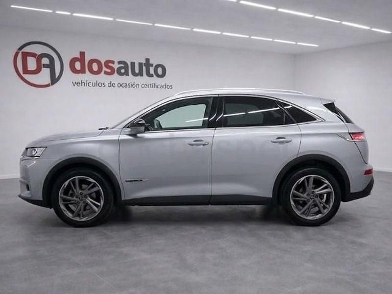 Usado DS Automobiles DS7 Crossback Chic 130 CV (95 kW) 2021 Gris / plata SUV