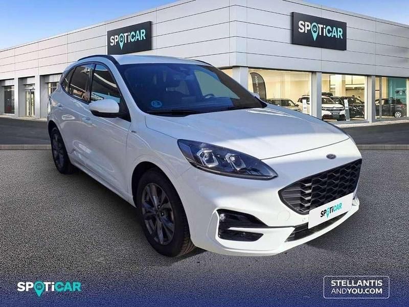 Usado Ford Kuga ST-Line 150 CV (110 kW) 2022 Gris SUV