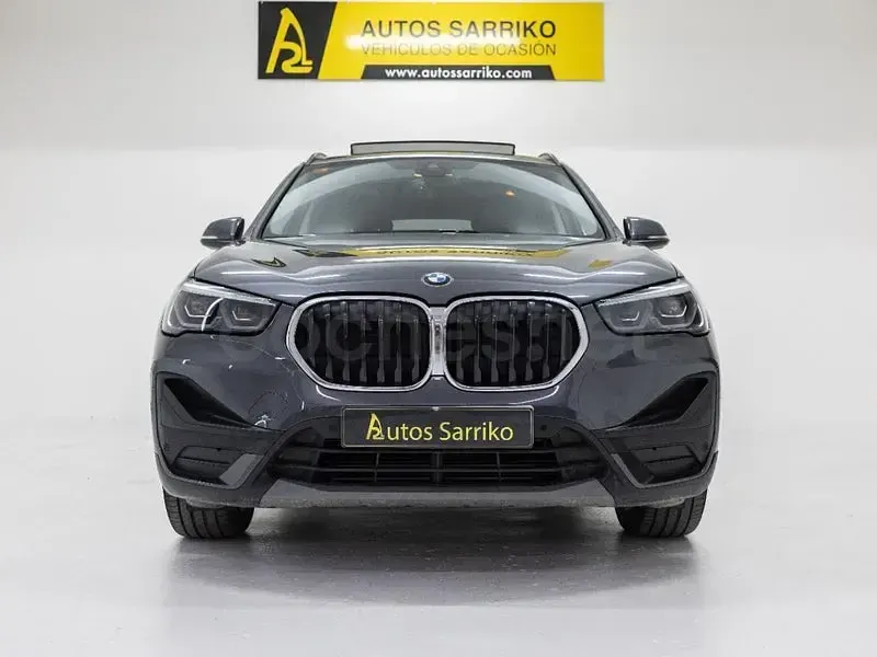 Usado BMW X1 136 CV (100 kW) 2021 Gris / plata SUV