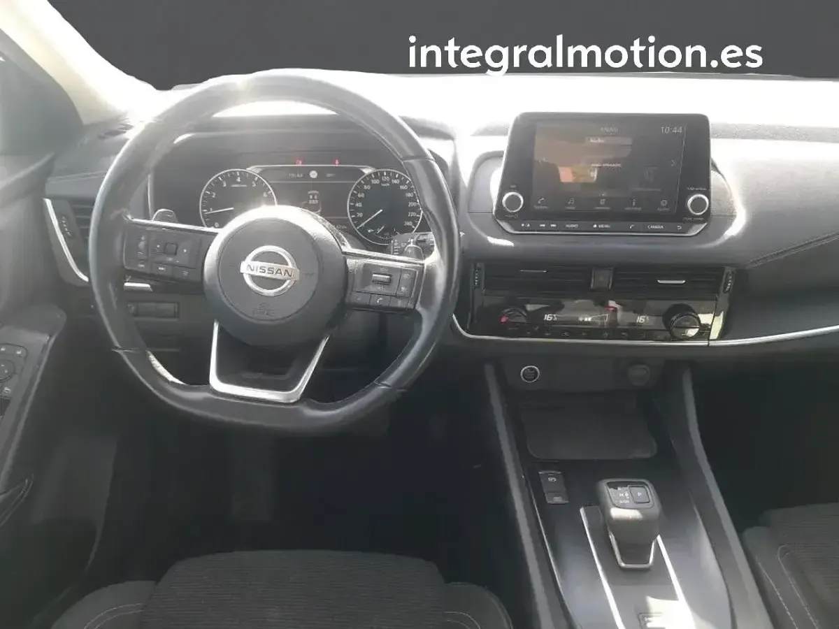 Usado Nissan Qashqai Acenta 157 CV (115 kW) 2021 Blanco SUV