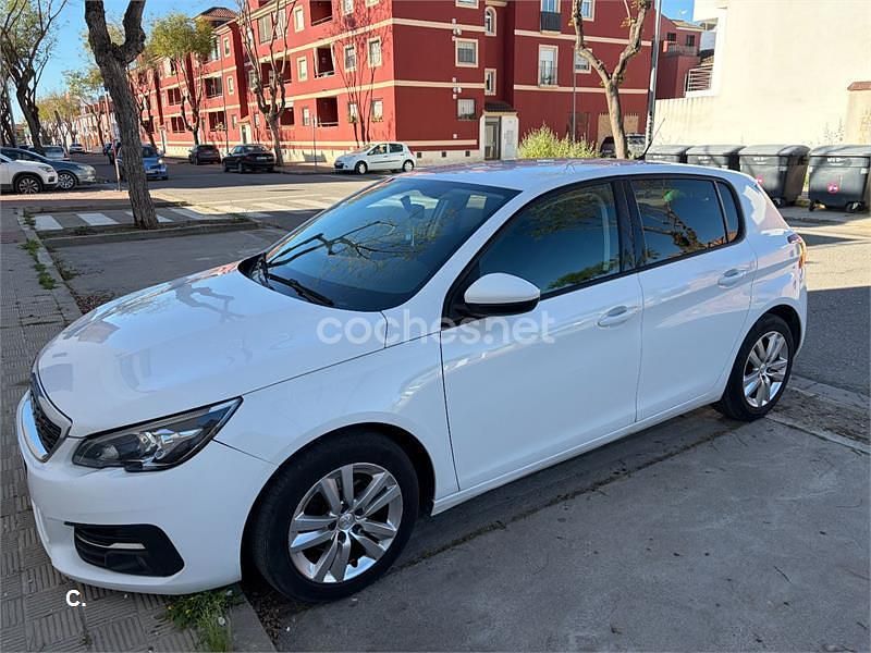 Usado Peugeot 308 Business-Line 130 CV (95 kW) 2018 Blanco Berlina