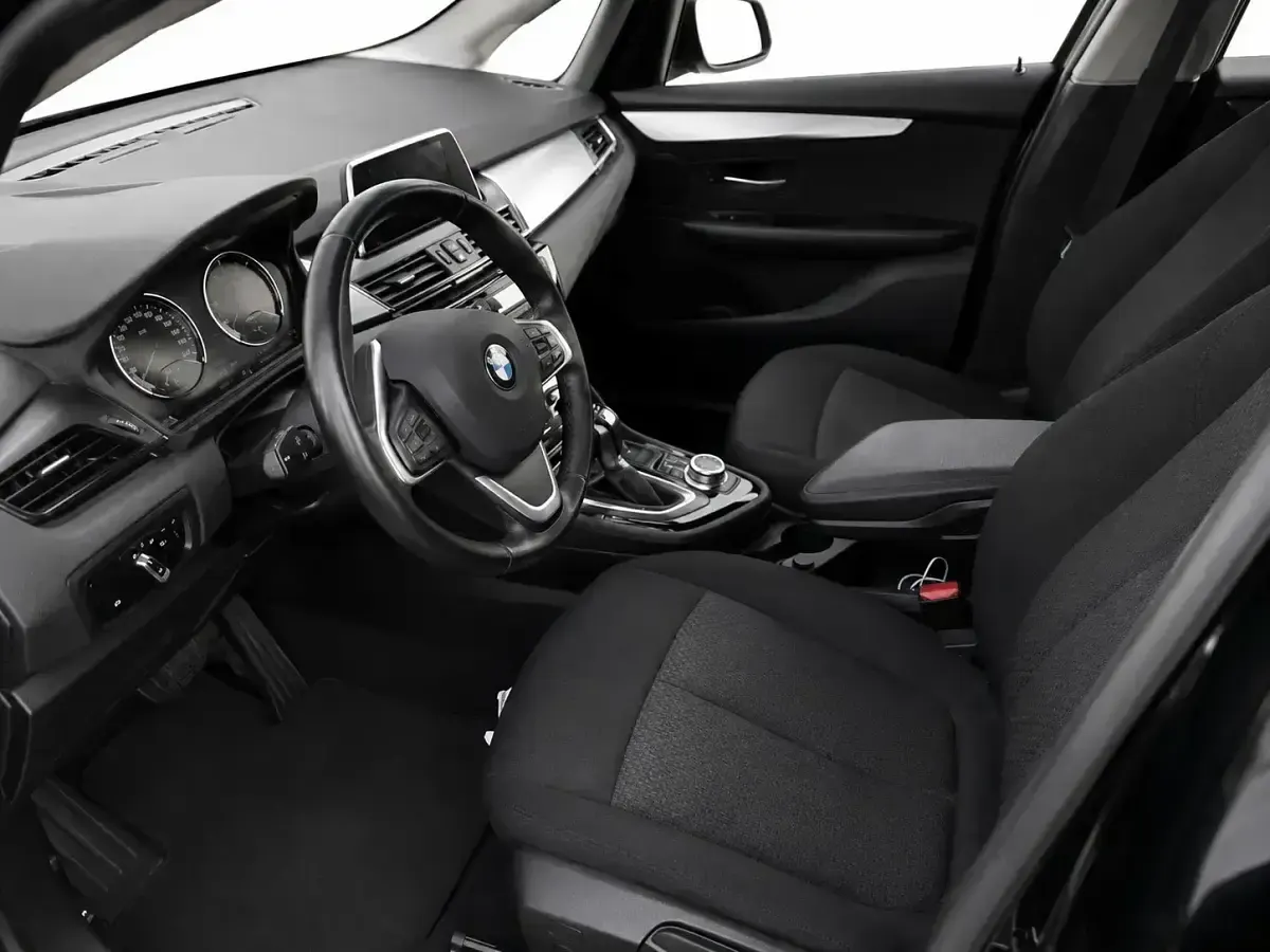 Usado BMW 225 iPerformance 220 CV (161 kW) 2021 Negro