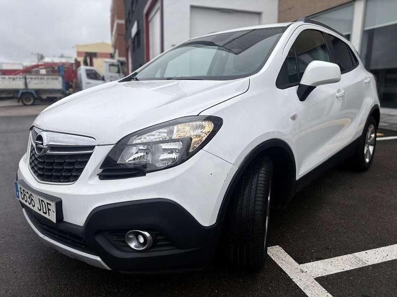 Usado Opel Mokka Color Edition 136 CV (100 kW) 2015 Blanco SUV