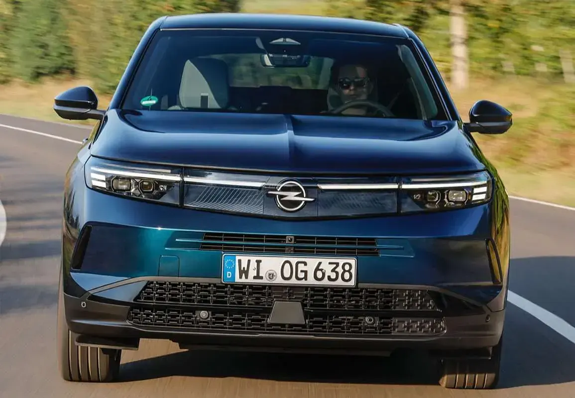 Usado Opel Grandland Electric 156 kW (213 CV) 2025 Naranja SUV
