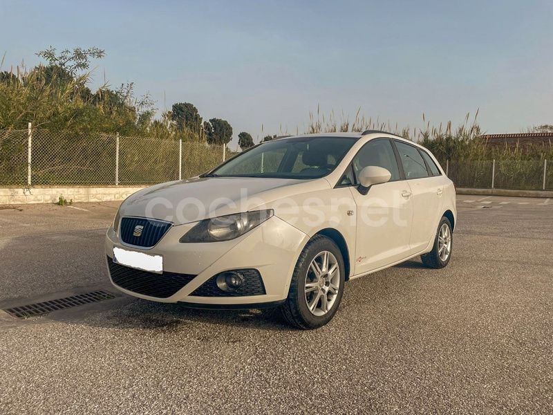 Blanco Usado 2011 Seat Ibiza ST Reference Familiar | 2999 € (Super precio) - Imagen 1/4