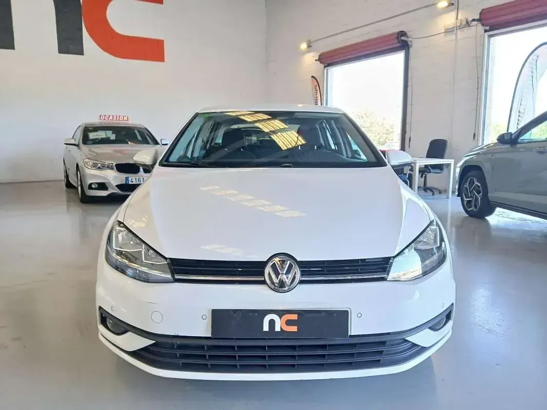 Usado VW Golf VII 110 CV (80 kW) 2018 Blanco Utilitario