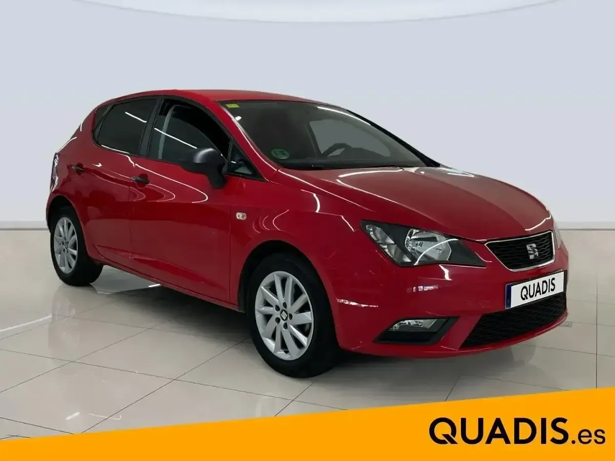 Usado Seat Ibiza Reference 90 CV (66 kW) 2016 Rojo