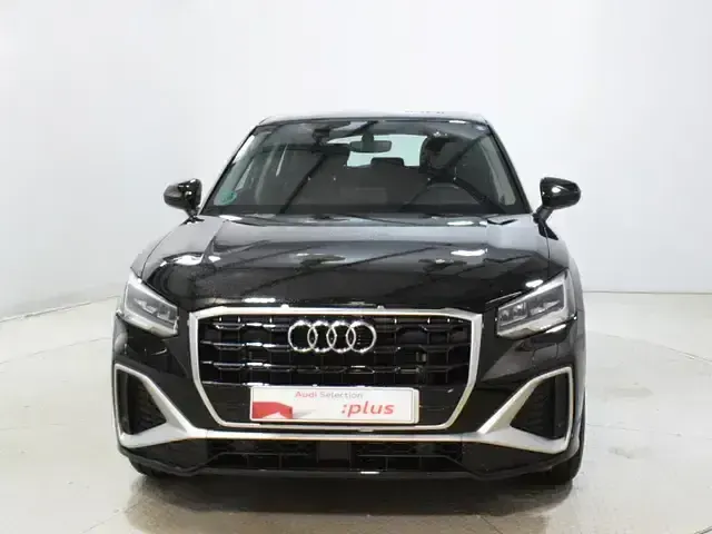 Usado Audi Q2 110 CV (80 kW) 2024 Negro SUV
