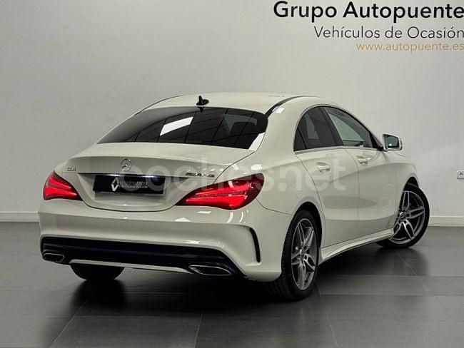 Usado Mercedes CLA200 AMG 136 CV (100 kW) 2018 Blanco Berlina