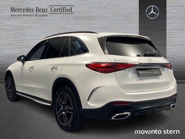 Usado Mercedes GLC300 269 CV (197 kW) 2024 Blanco polar SUV