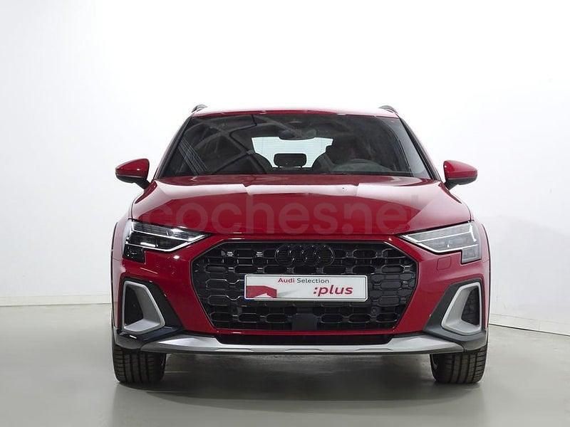 Nuevo Audi A3 Advanced 150 CV (110 kW) 2025 Rojo Berlina