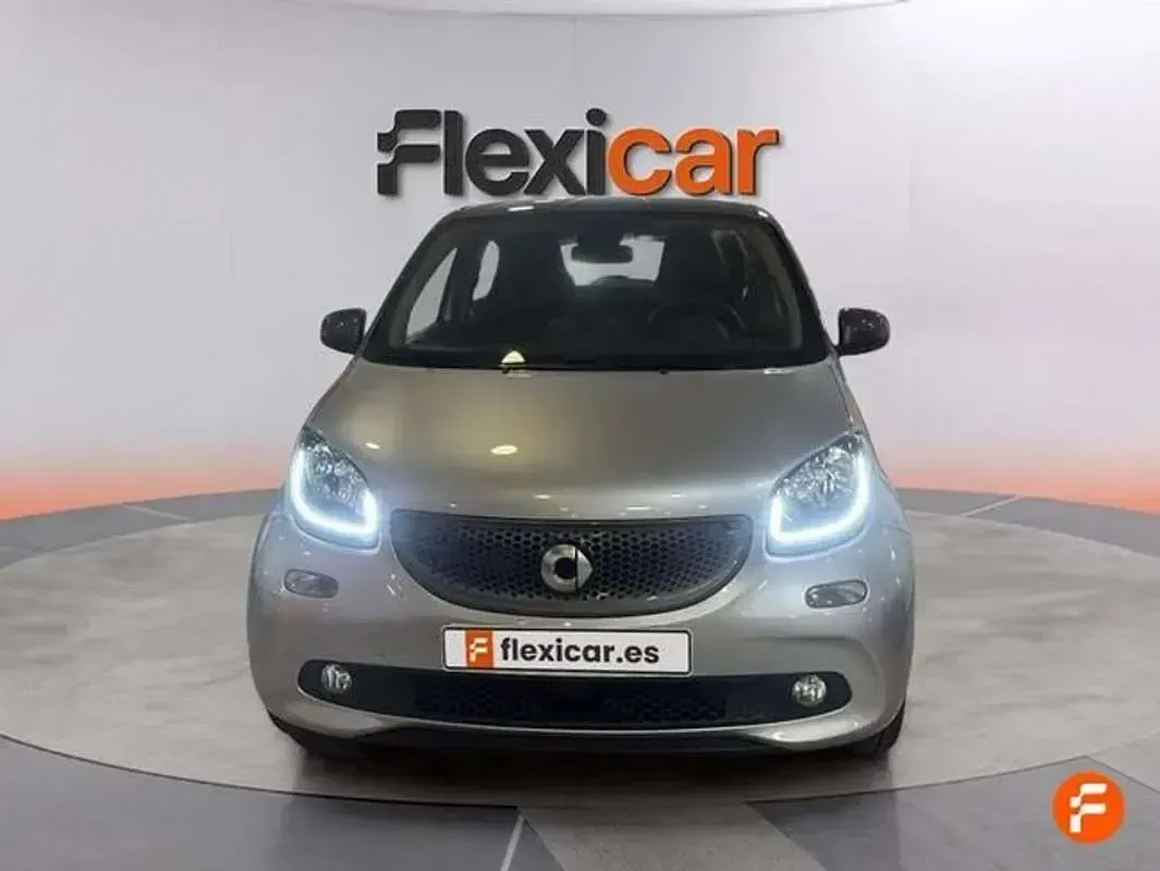 Usado Smart ForFour Electric Drive 60 kW (82 CV) 2019 Gris Utilitario