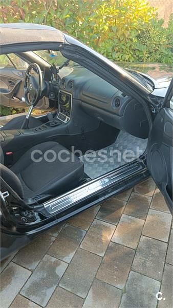 Negro Usado 2003 Mazda MX5 Active Descapotable | 8000 € (Precio justo) - Imagen 1/4