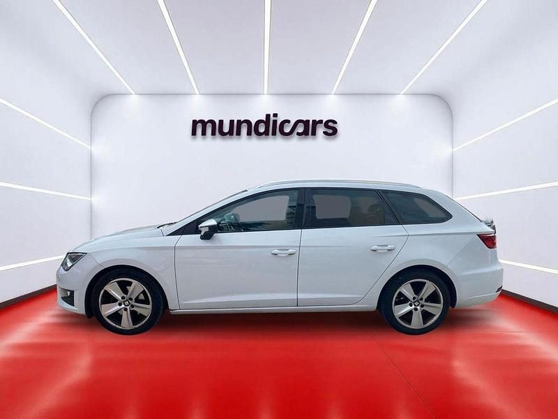 Begagnad Seat Leon ST FR 150 HK (110 kW) 2015 Vit Kombi