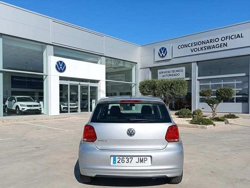 Usado VW Polo 75 CV (55 kW) 2012 Gris / plata Utilitario