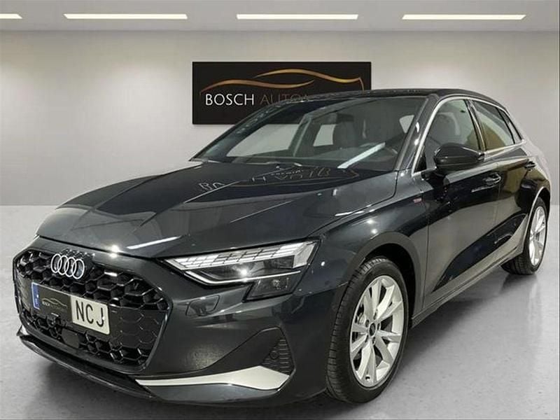 Usado Audi A3 Sportback e-tron Advanced Plus 150 CV (110 kW) 2025 Gris Utilitario