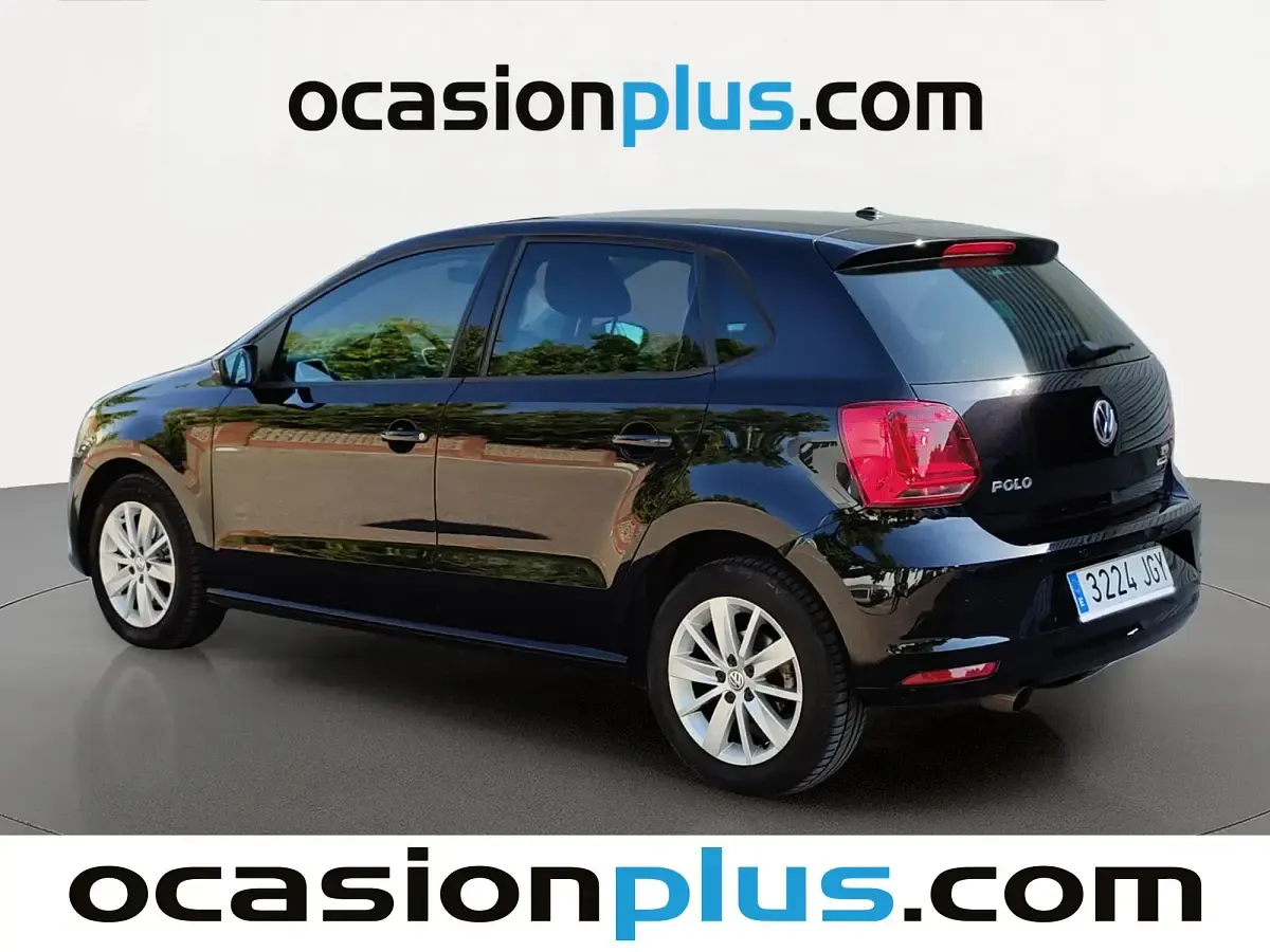 Usado VW Polo Sportline 110 CV (80 kW) 2015 Negro Utilitario