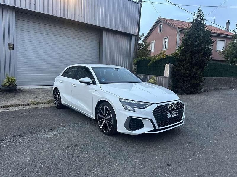 Usado Audi A3 Sportback S-Line 150 CV (110 kW) 2021 Blanco Utilitario