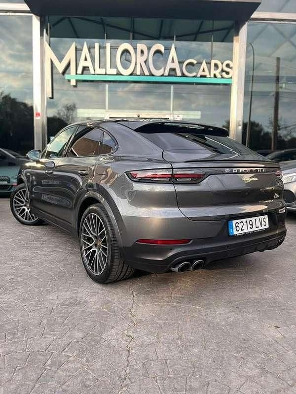 Usado Porsche Cayenne 461 CV (339 kW) 2021 Gris SUV