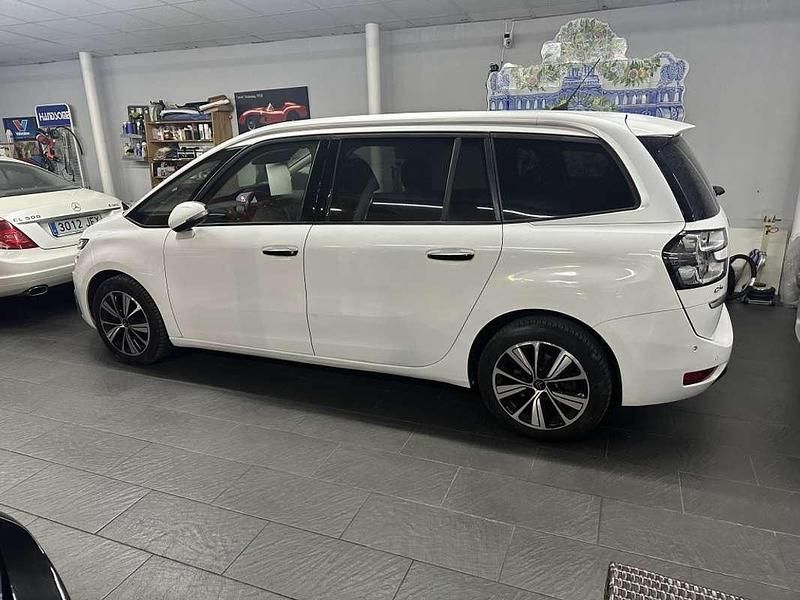 Usado Citroën Grand C4 Picasso Feel 120 CV (88 kW) 2017 Blanco Monovolumen