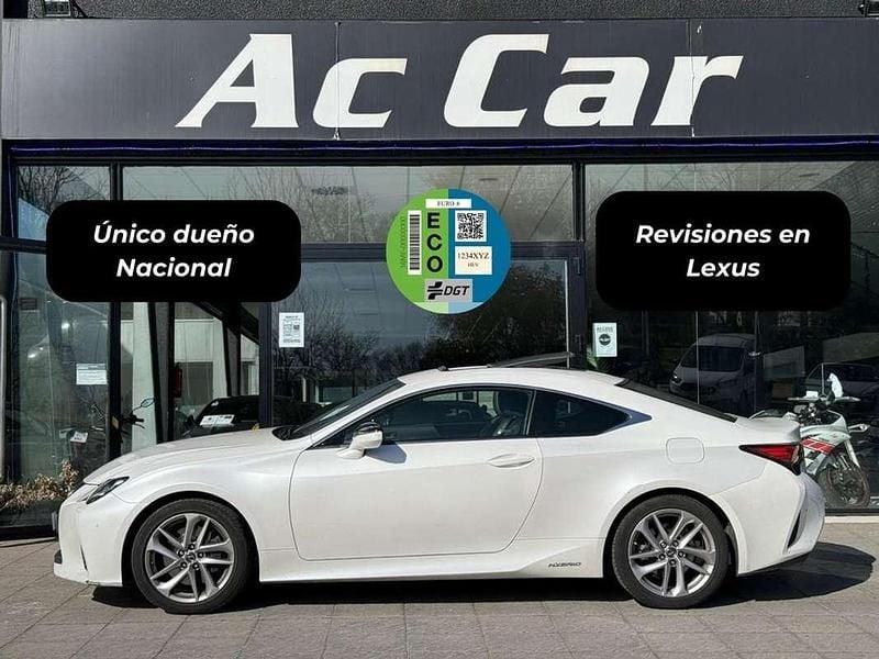 Usado Lexus RC300h Executive Line 223 CV (164 kW) 2021 Blanco Coupe