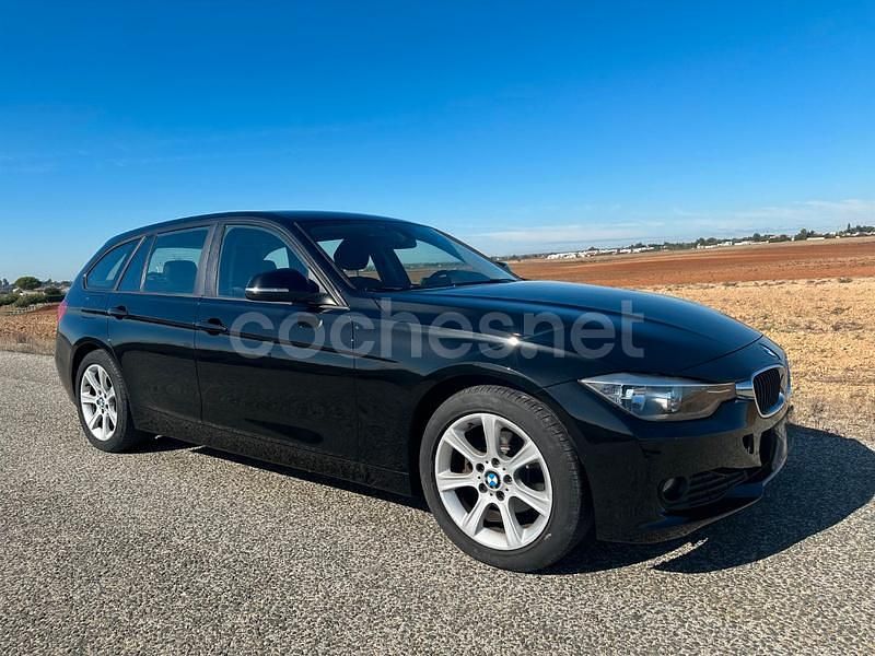 Usado BMW 318 143 CV (105 kW) 2013 Negro Familiar