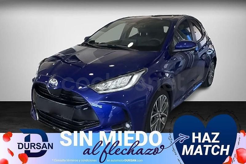 Azul Usado 2025 Toyota Yaris Hybrid Style Utilitario | 24.990 € (Caro) - Imagen 1/4