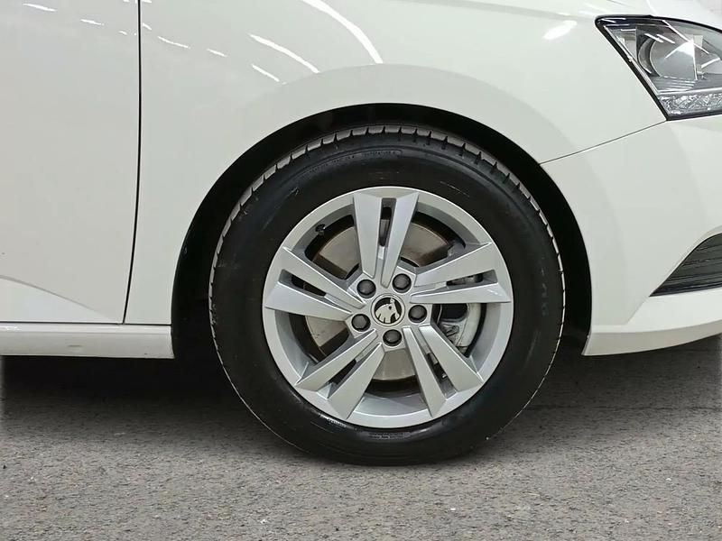 Usado Skoda Fabia Ambition 95 CV (69 kW) 2021