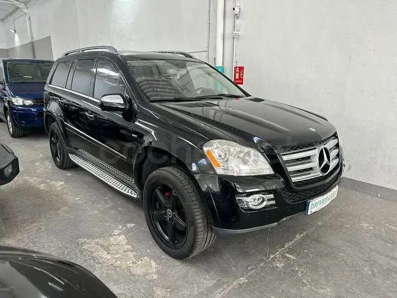 Usado Mercedes GL500 388 CV (285 kW) 2008 Negro SUV