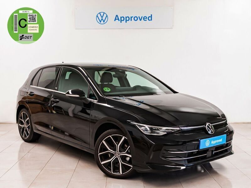 Negro Usado 2024 VW Golf VIII Berlina | 34.990 € (Caro) - Imagen 1/4