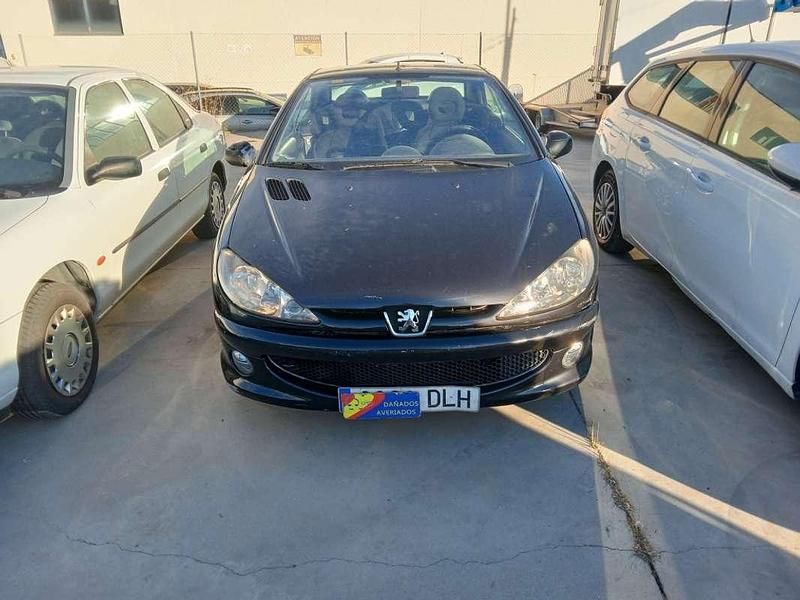 Negro Usado 2005 Peugeot 206 CC Descapotable | 2200 € - Imagen 1/4