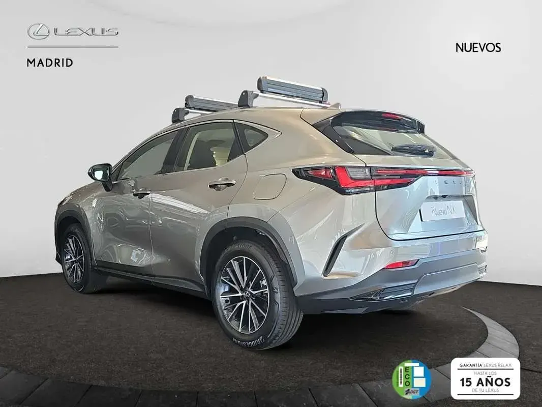 Nuevo Lexus NX350h 147 CV (108 kW) 2026 Plateado SUV