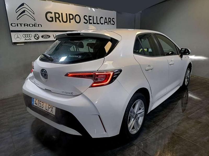 Usado Toyota Corolla Business Edition 122 CV (89 kW) 2021 Blanco Berlina