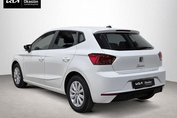 Usado Seat Ibiza Style Plus 115 CV (84 kW) 2021 Utilitario
