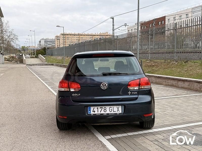 Usado VW Golf VI Advance 110 CV (80 kW) 2009 Gris / plata Utilitario