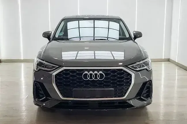 Usado Audi Q3 Premium 150 CV (110 kW) 2021 Gris SUV
