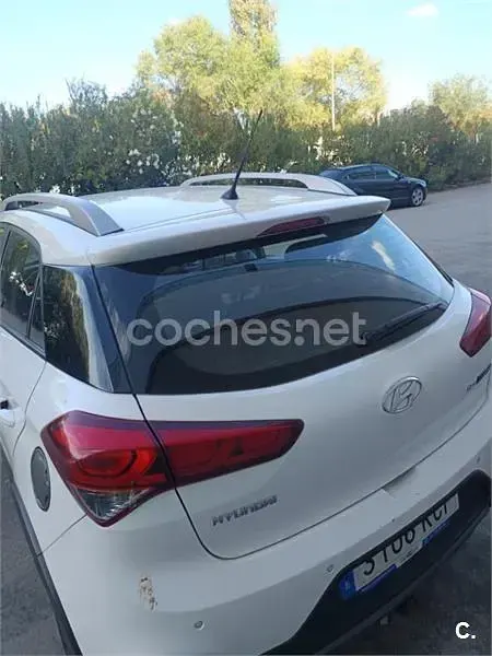 Usado Hyundai i20 Active 100 CV (73 kW) 2017 Blanco Berlina