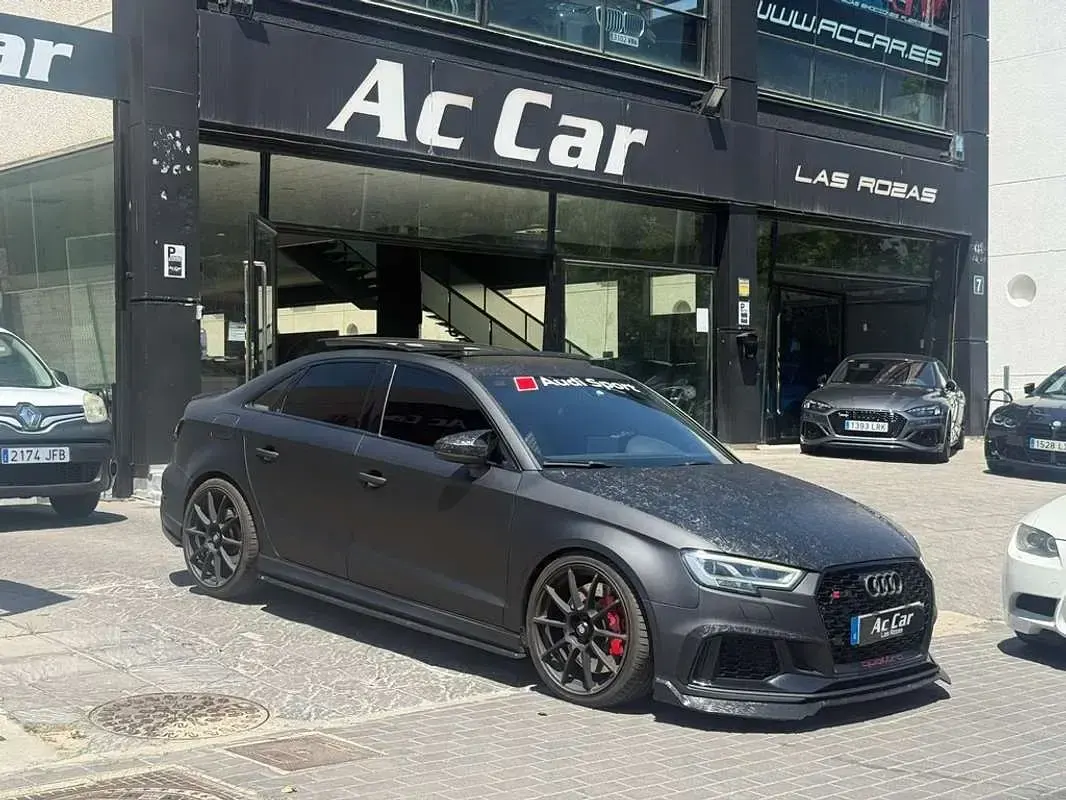 Usado Audi RS3 400 CV (294 kW) 2019 Negro Berlina