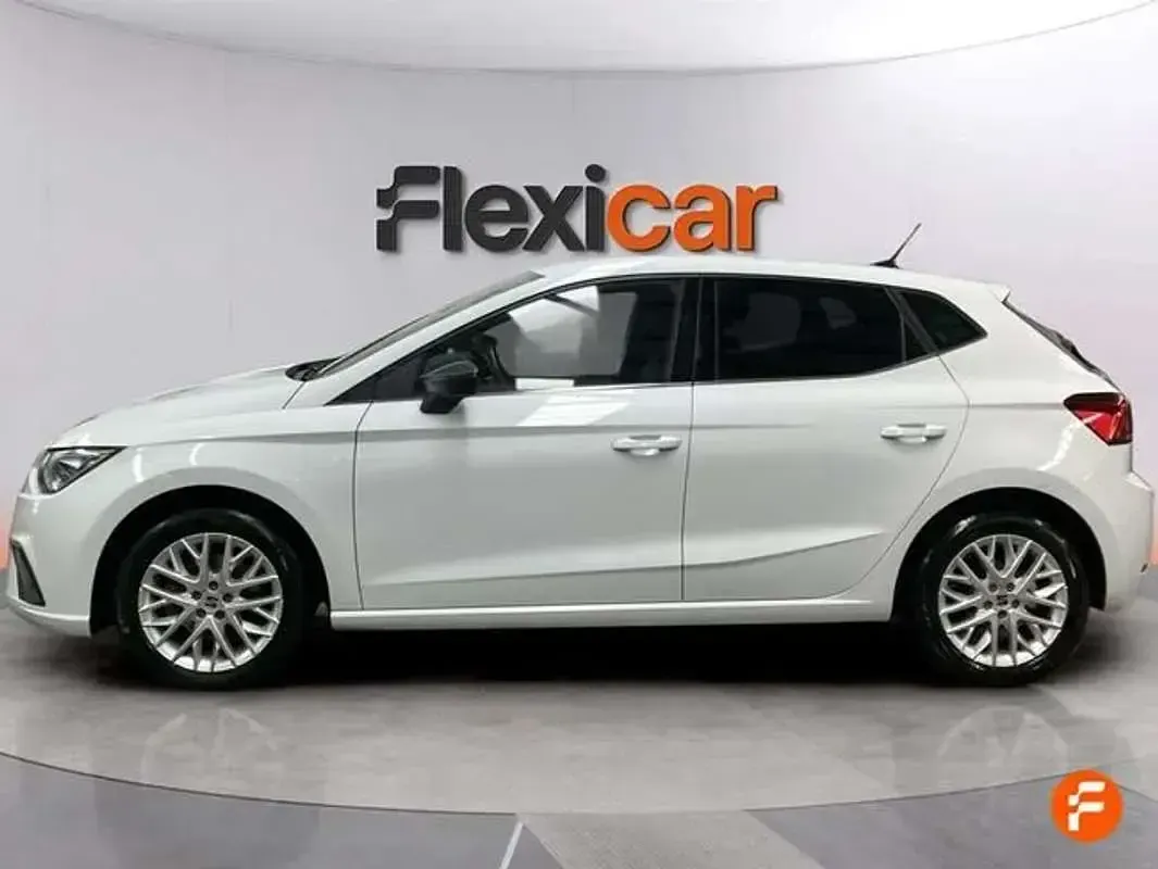 Usado Seat Ibiza XCELLENCE 116 CV (85 kW) 2024 Blanco Utilitario