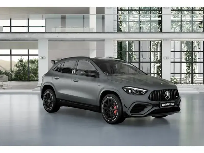 Usado Mercedes GLA45 AMG AMG 422 CV (310 kW) 2024 Manufaktur gris montaña magno SUV
