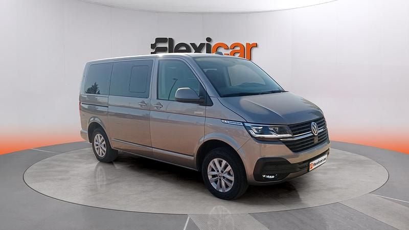 Usado VW Caravelle 150 CV (110 kW) 2020 Gris Monovolumen