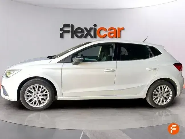 Usado Seat Ibiza XCELLENCE 115 CV (84 kW) 2024 Azul Utilitario