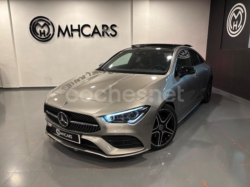 Gris / plata Usado 2021 Mercedes CLA180 Berlina | 28.900 € (Precio justo) - Imagen 1/4